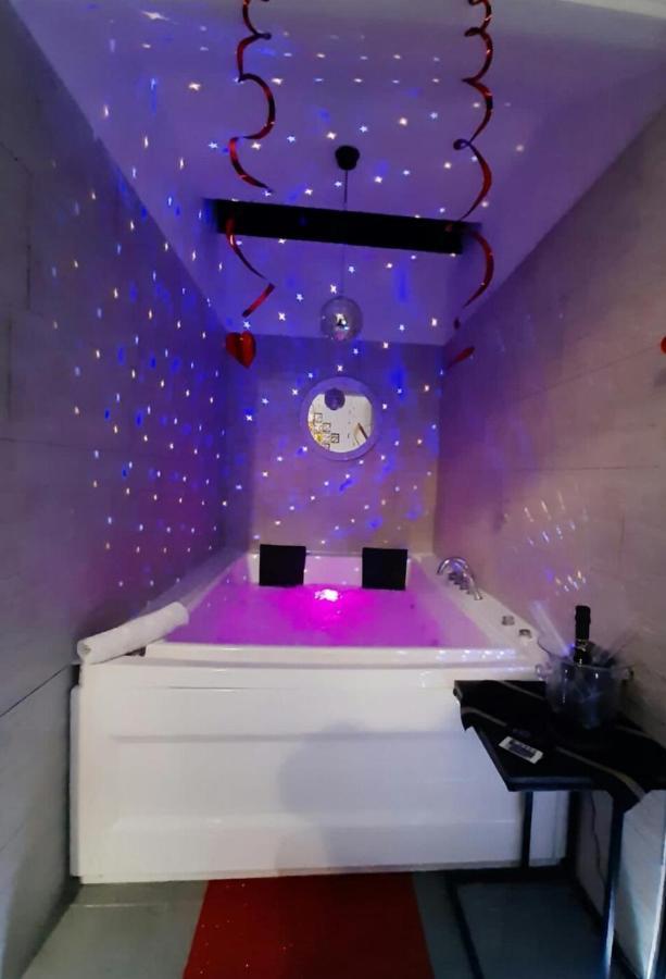 Apartment Lovers Excape - Adults Only *